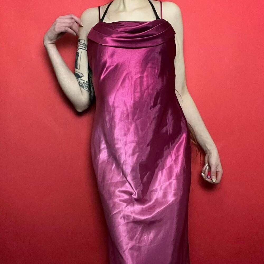 Euro mode / Vintage floor length hot pink formal dress 🩷🖤​​​​​​​